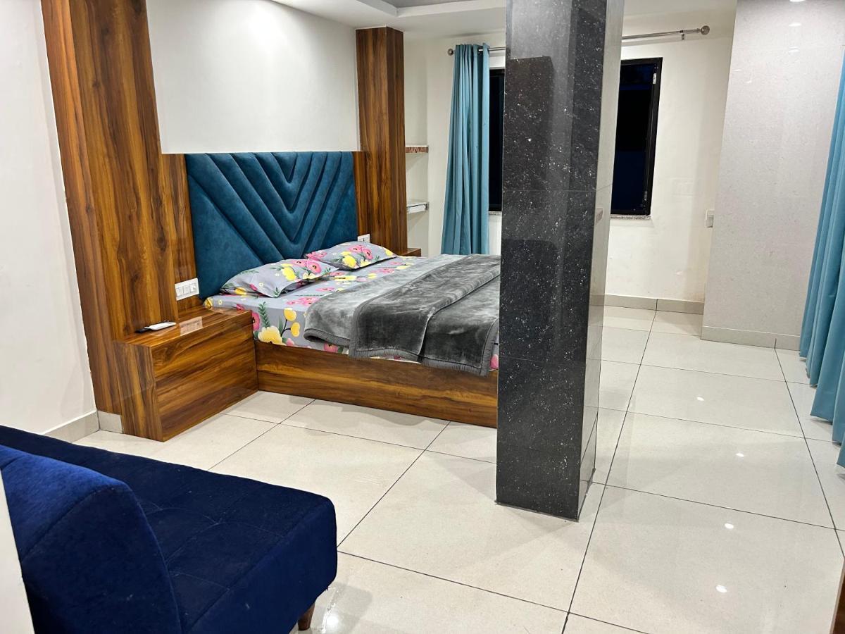 רישיקש Hotel Divya מראה חיצוני תמונה